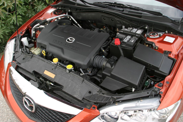 2004 Mazda 6i Sedan 2.3L 4-cylinder Engine - Picture / Pic / Image